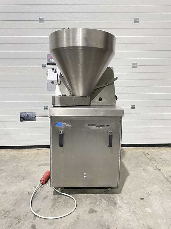 Vacuum filler - Baader